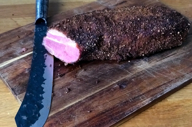 Maak zelf Pastrami van de BBQ