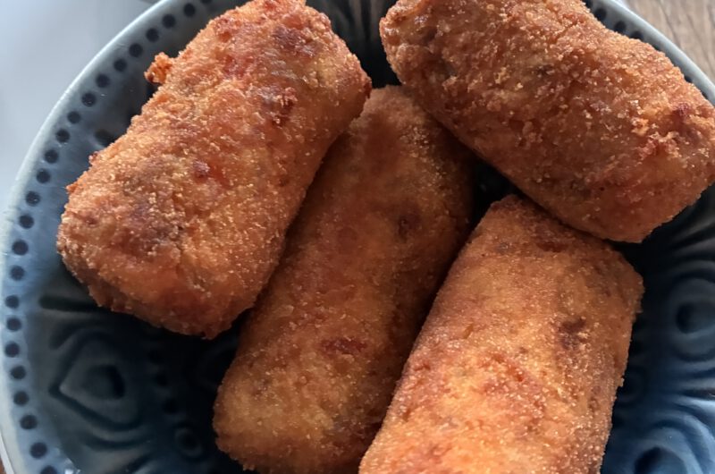 Hutspotkroketten met Draadjesvlees en Jus-dip